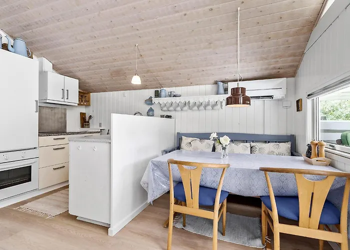 Ferienhaus Beautiful In With Wifi *